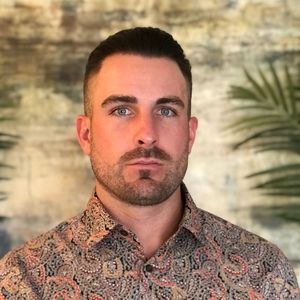 Meet your Posher, Lloyd